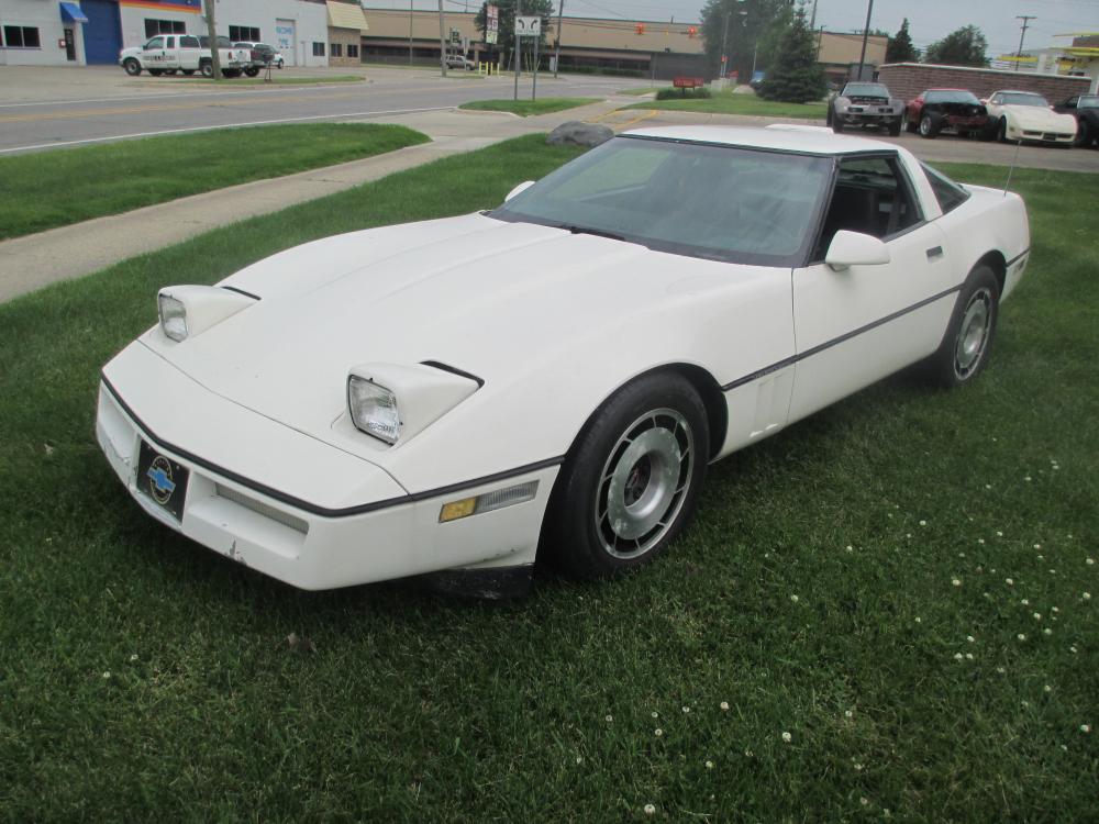 1986 Corvette Coupe White Parts Car